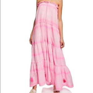 Tessora Sleeveless Dress